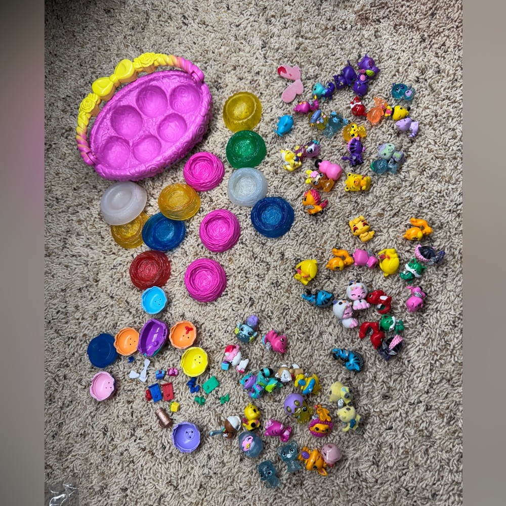Hatchimals collectibles Spring Basket & Mini Figures Lot